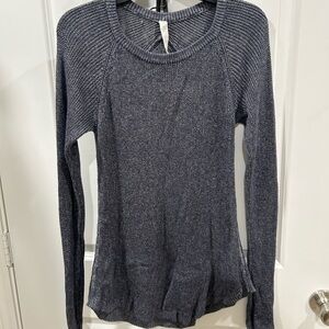 Lululemon Women's Long Sleeve Crewneck Sweater